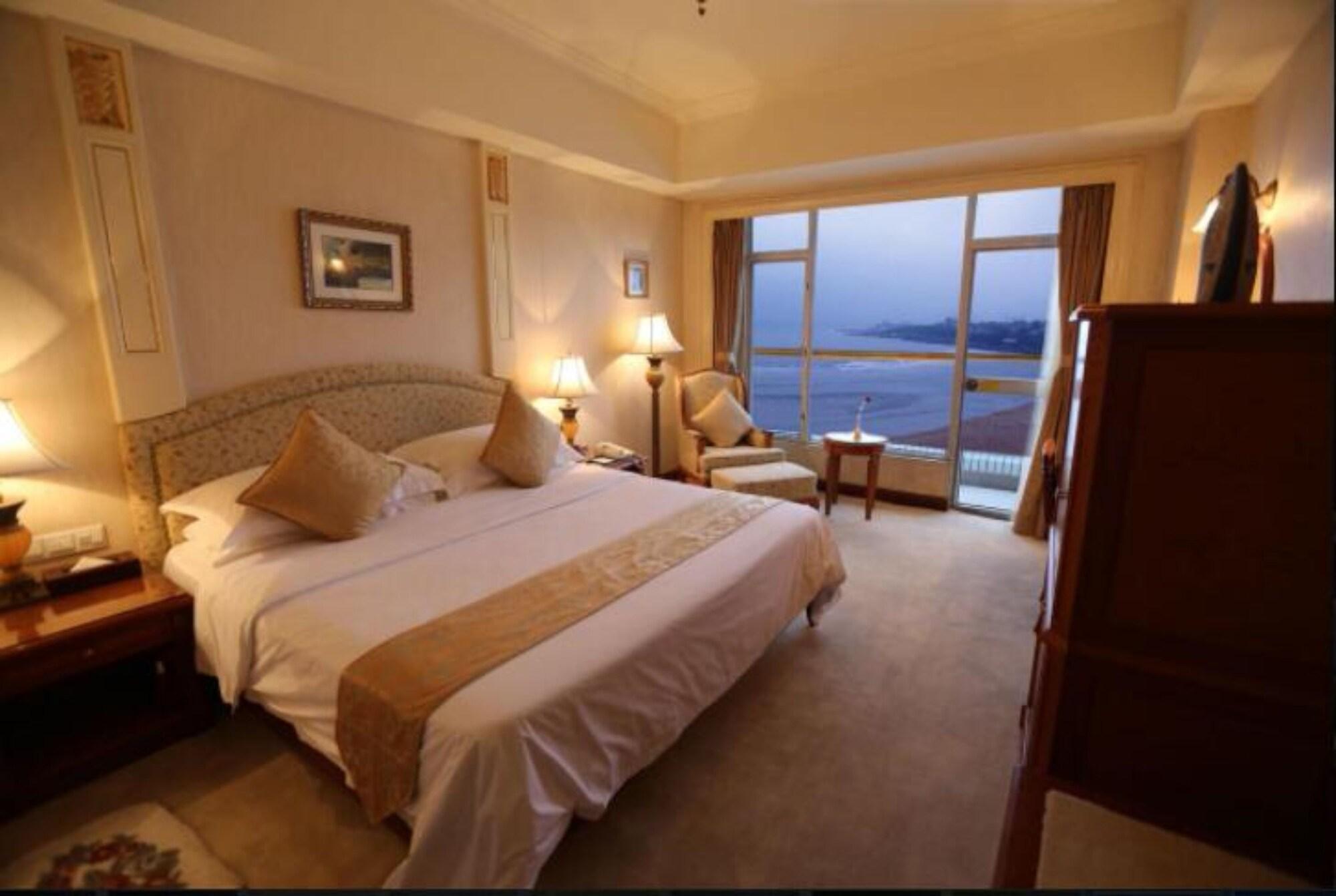 Huiquan Dynasty Hotel Qingdao Exterior foto