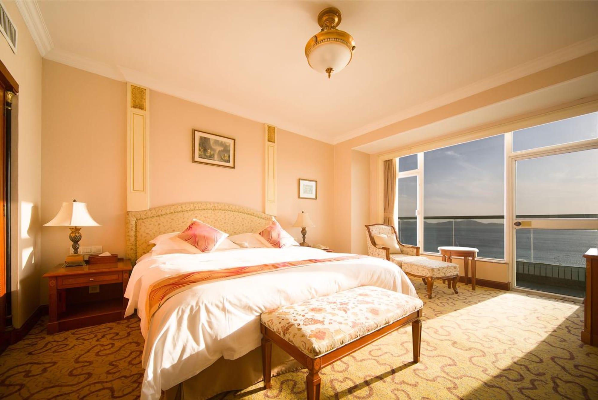 Huiquan Dynasty Hotel Qingdao Exterior foto