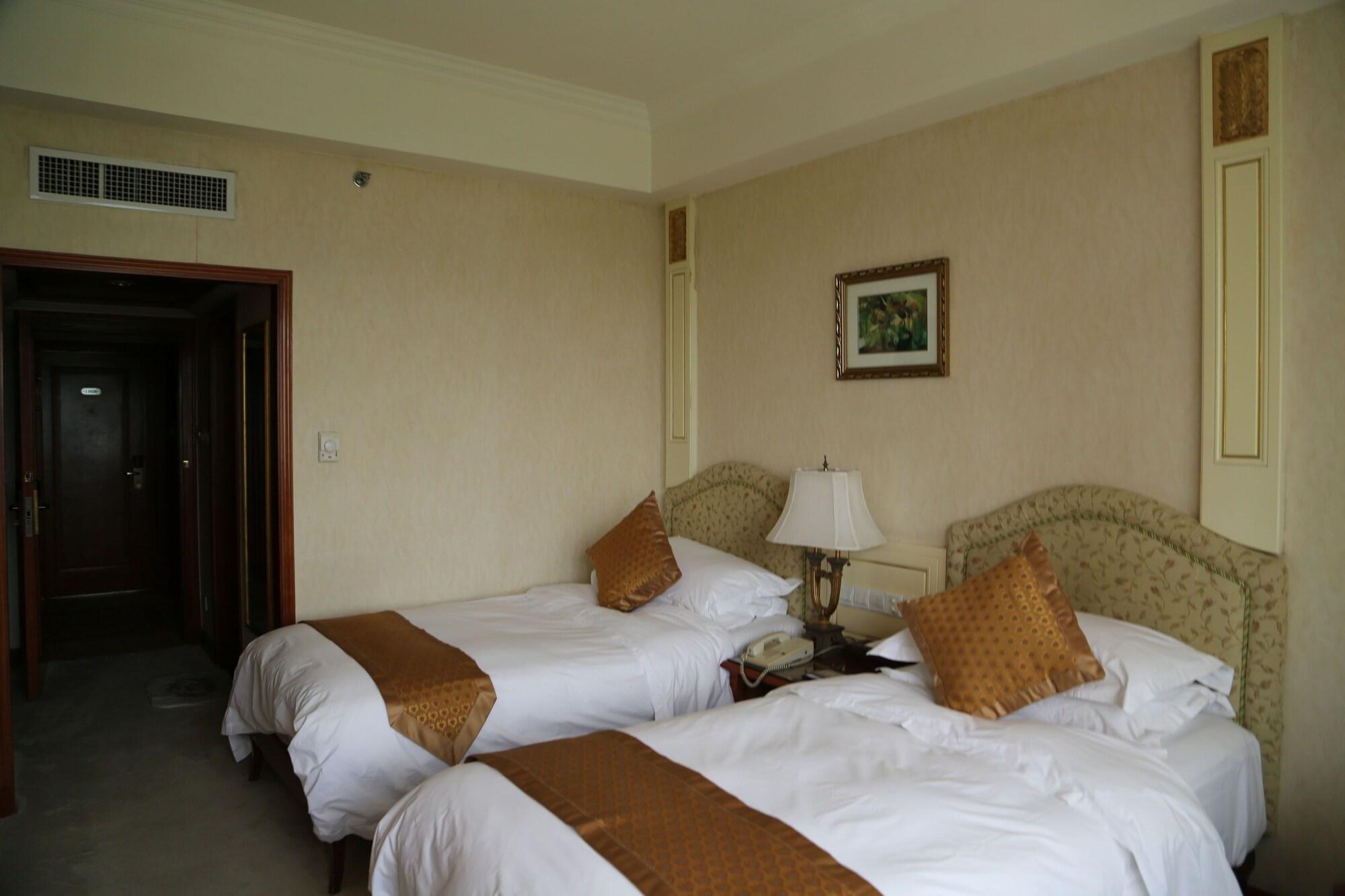 Huiquan Dynasty Hotel Qingdao Exterior foto