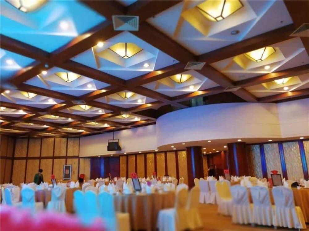 Huiquan Dynasty Hotel Qingdao Exterior foto
